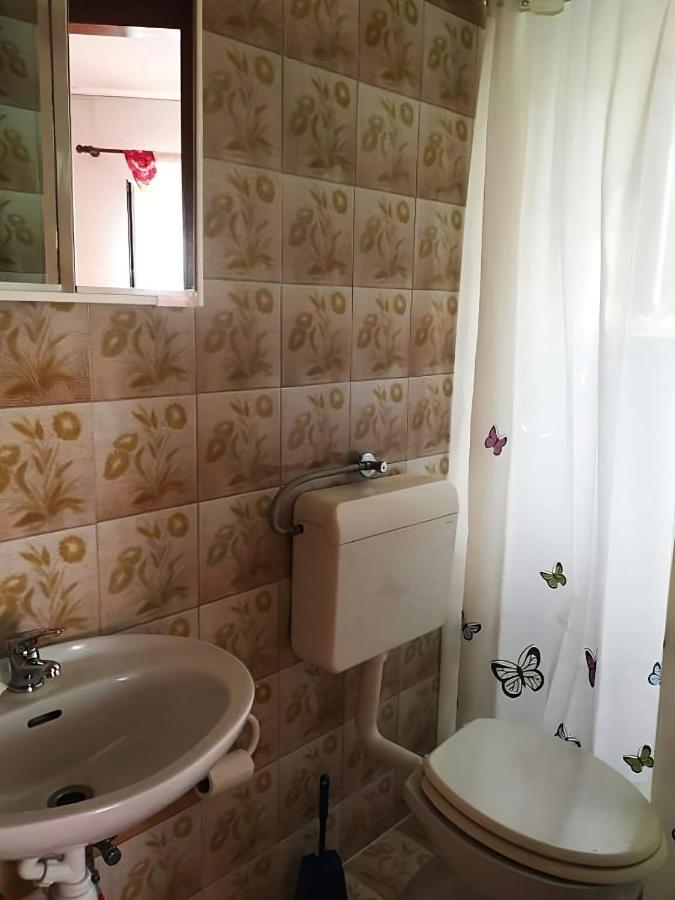 Kuca Carmen Otel Rab Town Dış mekan fotoğraf