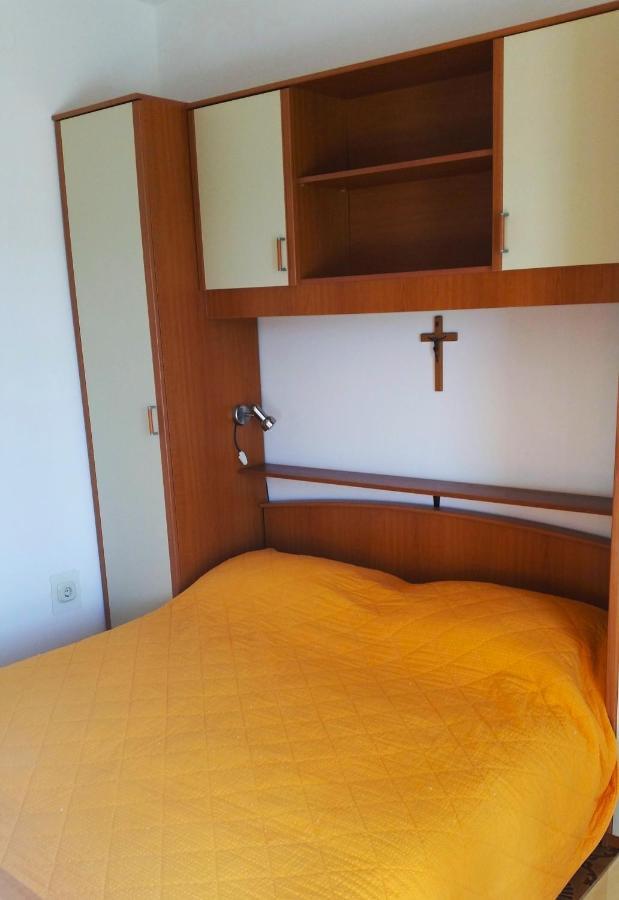 Kuca Carmen Otel Rab Town Dış mekan fotoğraf